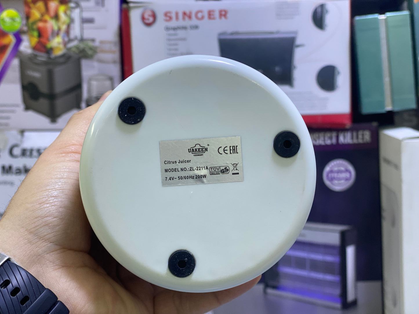 UAKEEN Germany Portable Citrus Juicer