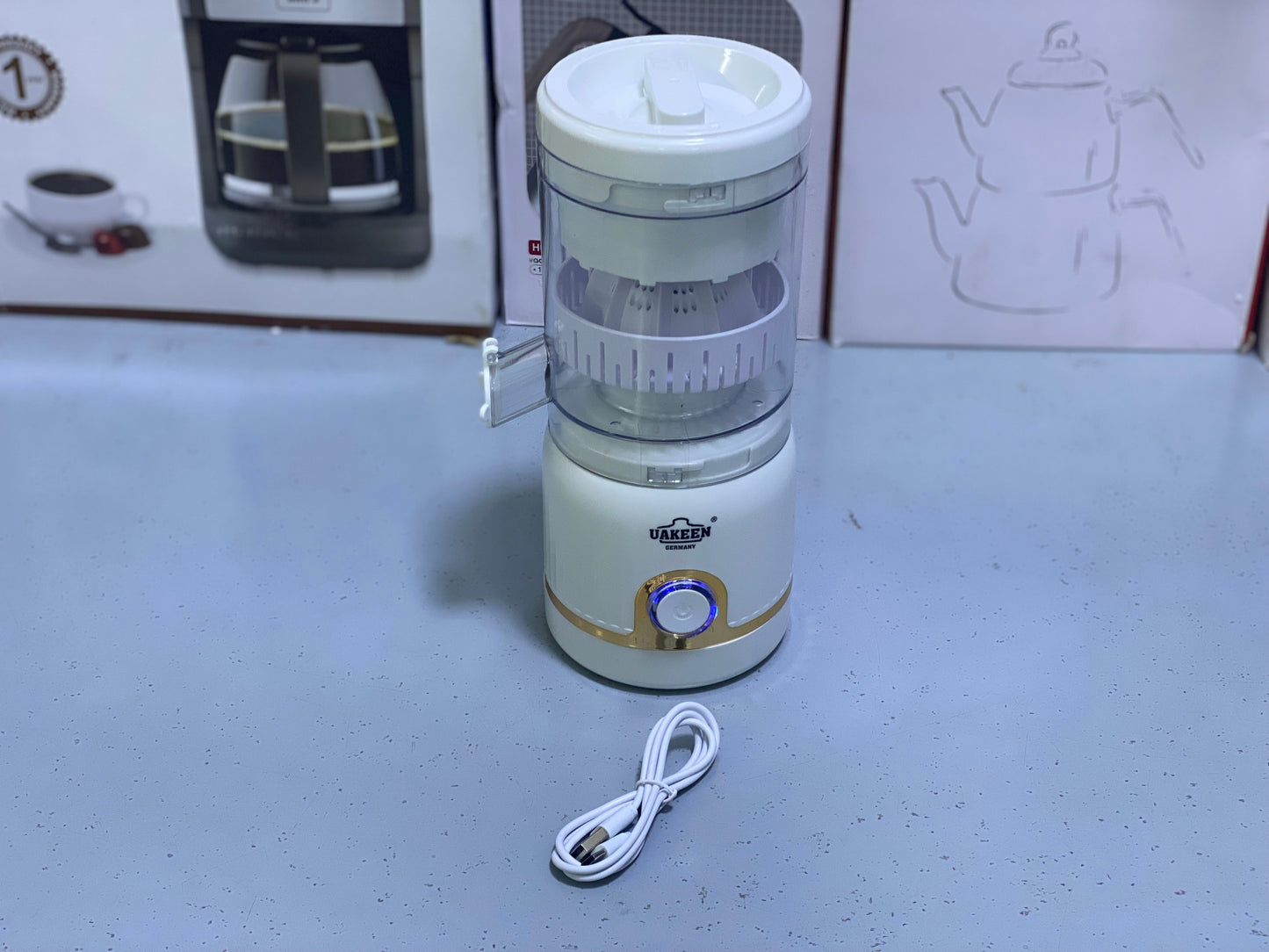 UAKEEN Germany Portable Citrus Juicer