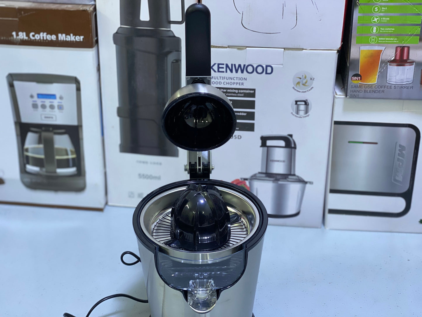 Geepas Electric Citrus Juicer
